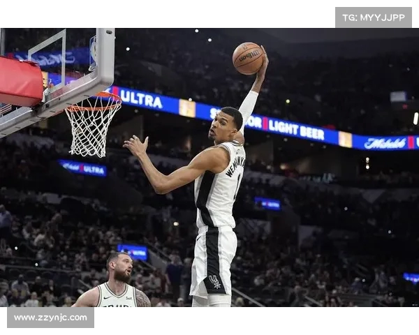 NBA三分命中率排名解析 球员表现与球队战术的深度剖析 NBA三分命中率排名解析 球员表现与球队战术的深度剖析